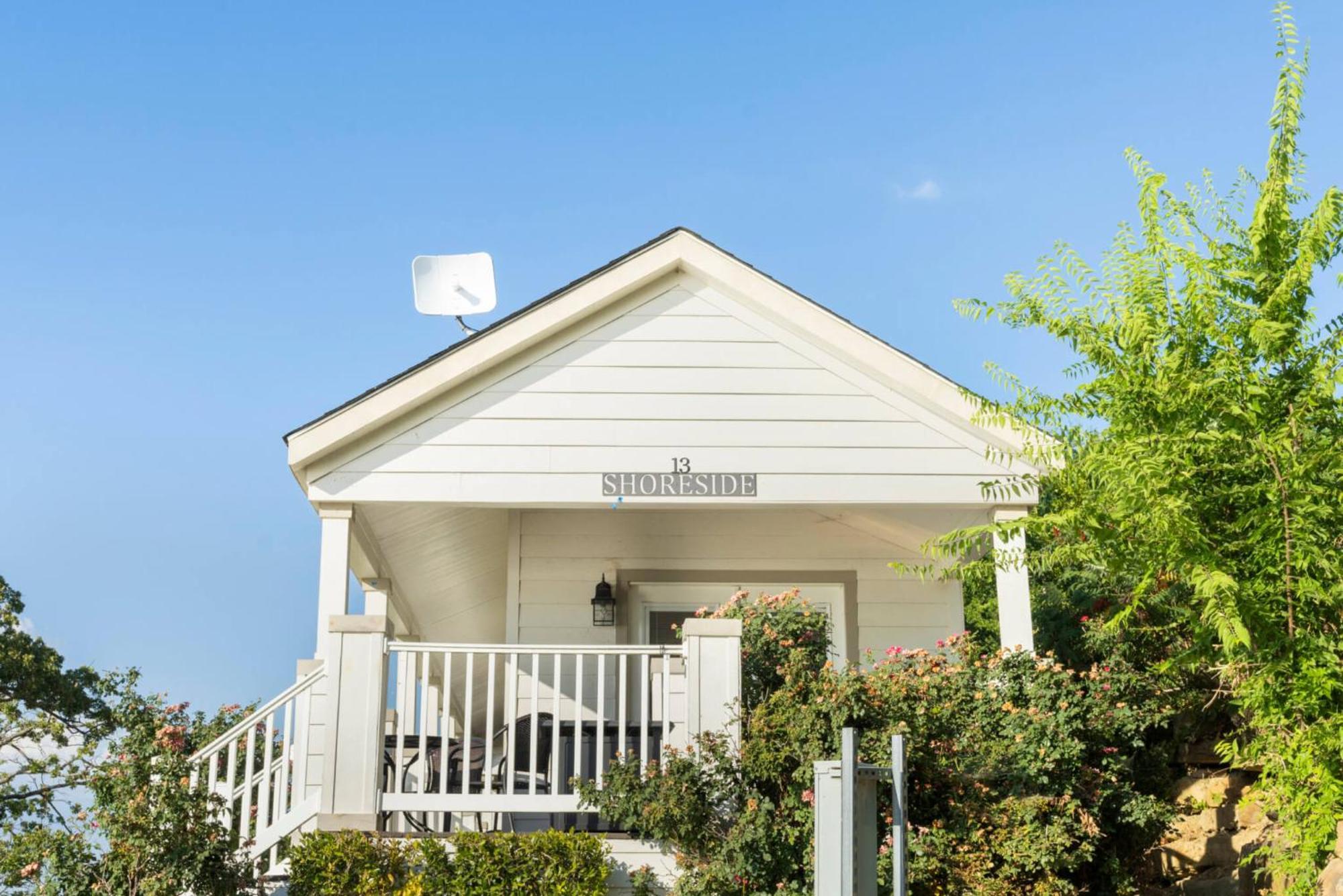 Crosstimbers Marina And Cottages Sperry Bagian luar foto