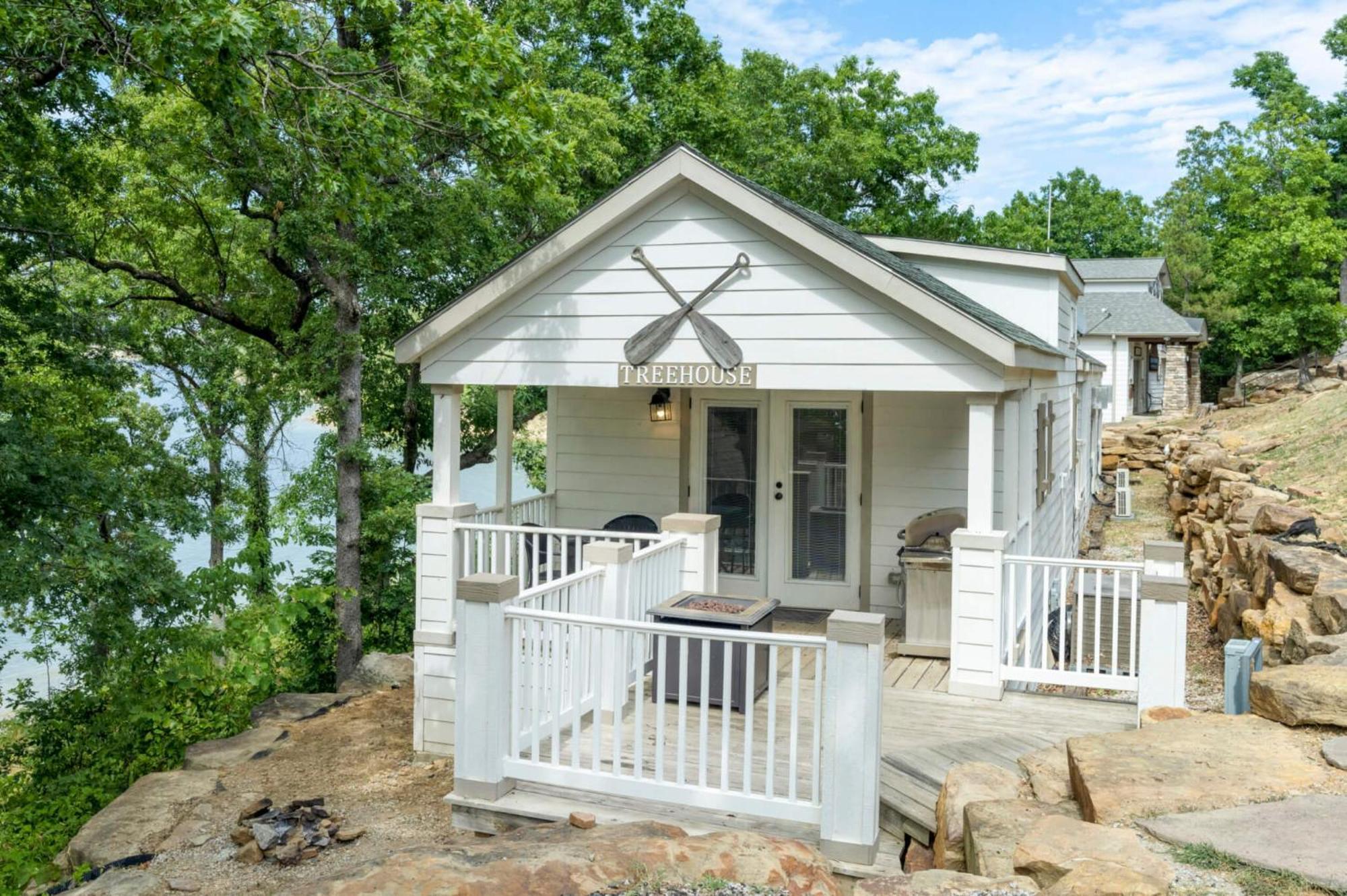 Crosstimbers Marina And Cottages Sperry Bagian luar foto